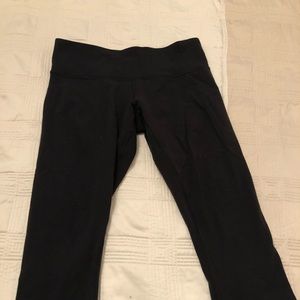 Lululemon Black capris
